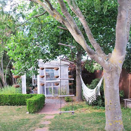 Bed and Breakfast The Old Vicarage Studio Amberley Exterior foto